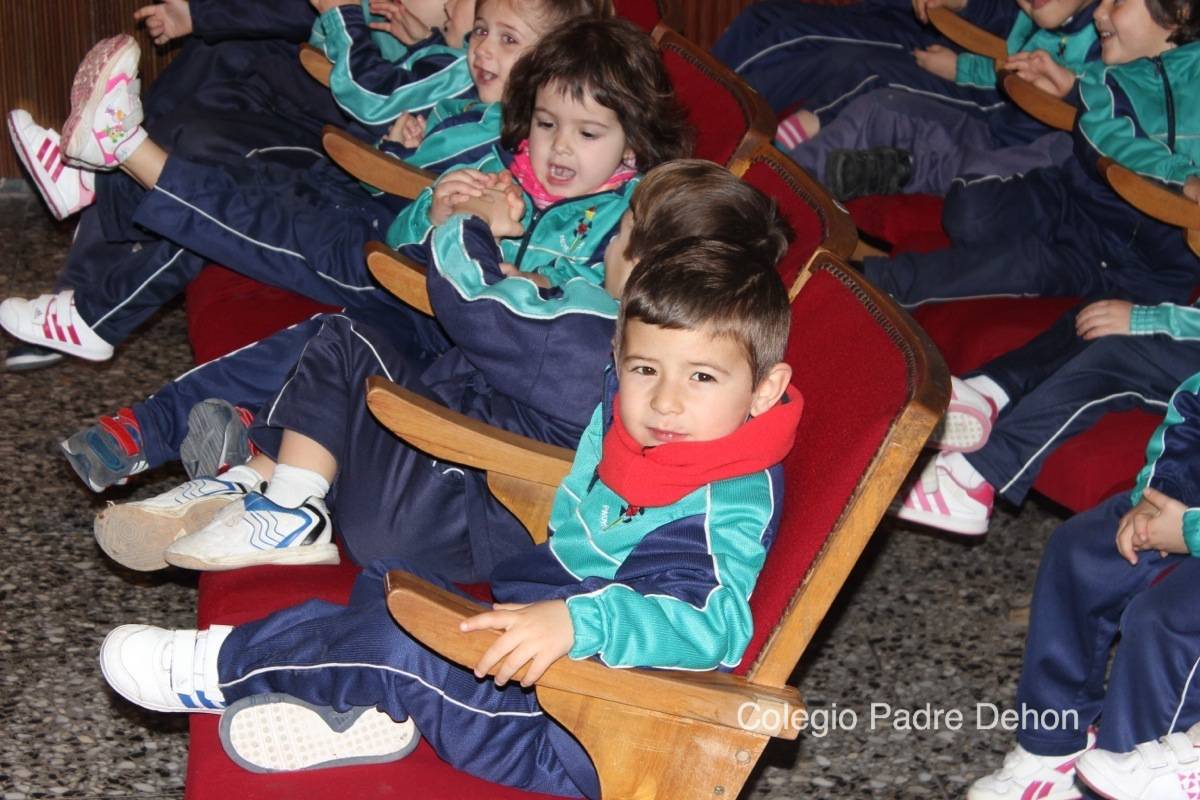 2014 03 12 TEATRO INFANTIL PRIMARIA (8)